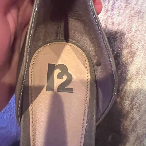 R2 Ankle Strap Heels Open Toe w/ Knot Top Size 10 Taupe - Picture 12 of 12